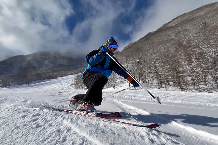 Schneeberg テレマーク＆アルペンスキースクール